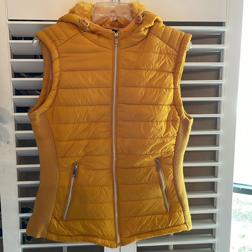 Quilted Vest with Hood, lined. EUC